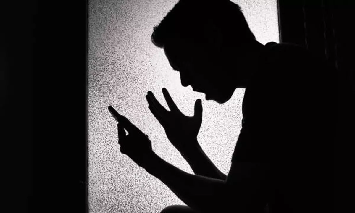 Director Getting Tortured After Giving Superstar A Disaster!