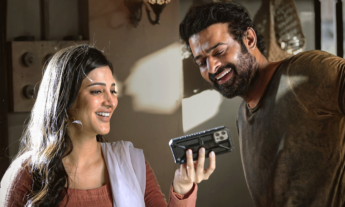 Shruti’s Birthday: Stylish Confirmation Of Salaar 2