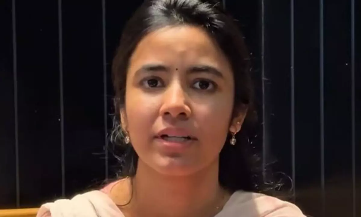 Tollywood Actress Shivani Nagaram Gives Clarity on 15 Minutes Tirumala Darshan