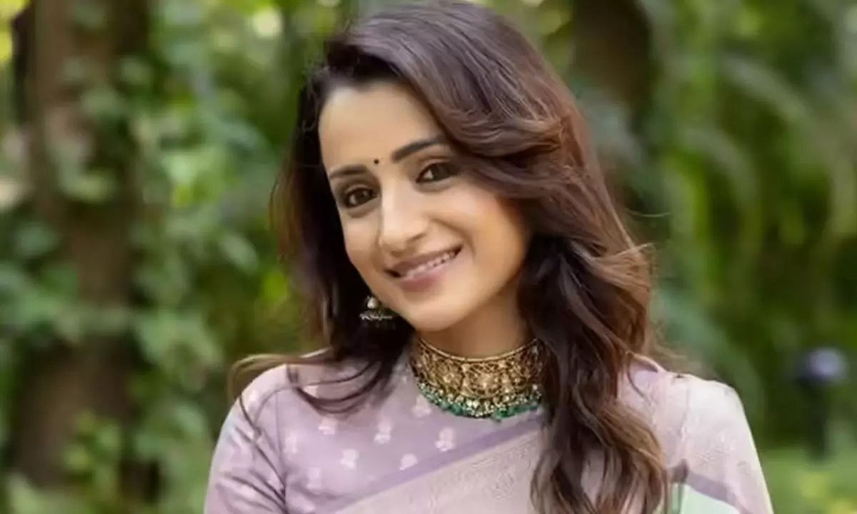 Amidst Vijay Rumors, Trisha’s Old Engagement Photos Viral!