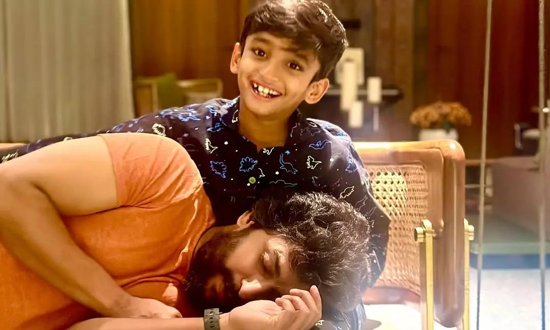 Nani & Son Junnu, Role Reversal