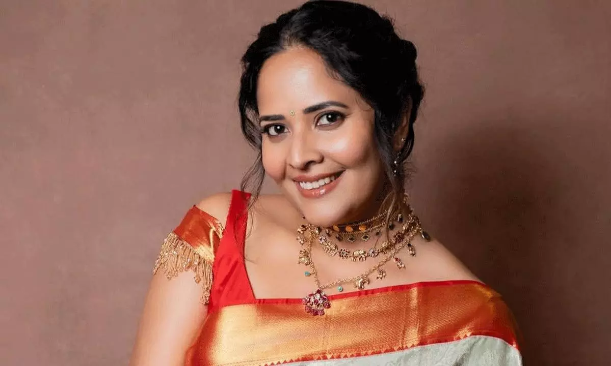I am wearing saree created by Shivaji: Anasuya