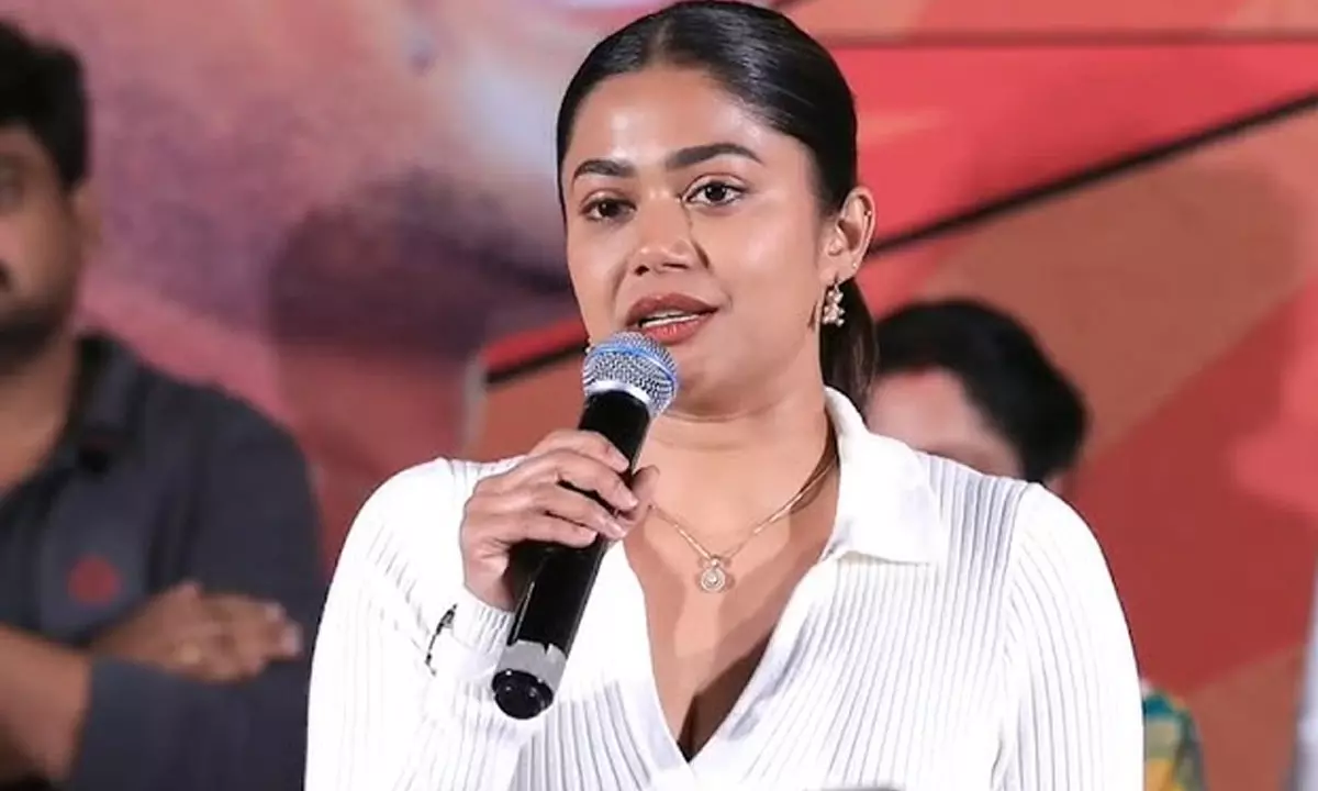 Kannada Actress Raises Concern Over Telugu Language