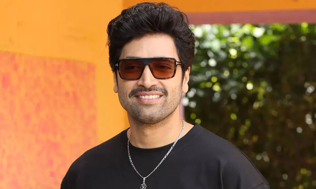 Adivi Sesh Wanted to Be a Journalist Before Films; Here’s What Happened