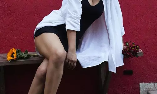 Stellar Looks Of Aisha Sharma