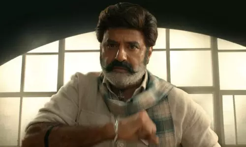 భగవంత్ కేసరి ఆ సినిమాను దించేస్తున్నారా..?