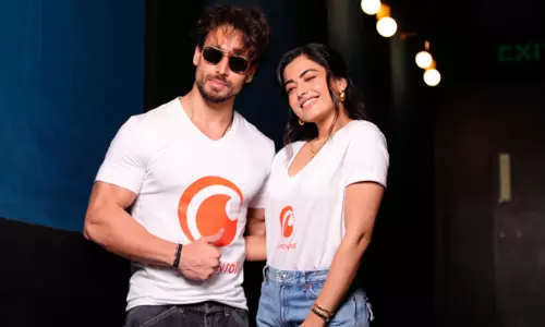 కామిక్ కాన్ ఈవెంట్లో టైగర్ ష్రాఫ్‌తో రష్మిక మందన్న