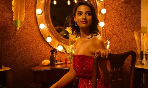 నెక్స్ట్ బిగ్ స్టార్.. మాయ చేస్తున్న మీనాక్షి..!