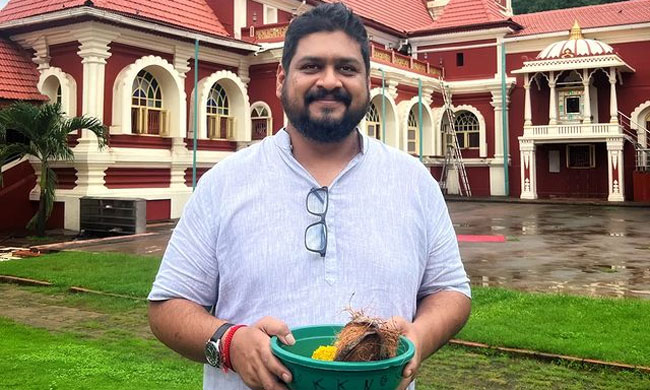 సోష‌ల్ మీడియాల్లో అన‌వ‌స‌రంగా దొరికిపోయిన ఓంరౌత్ | Om Raut Shared A Pic ...