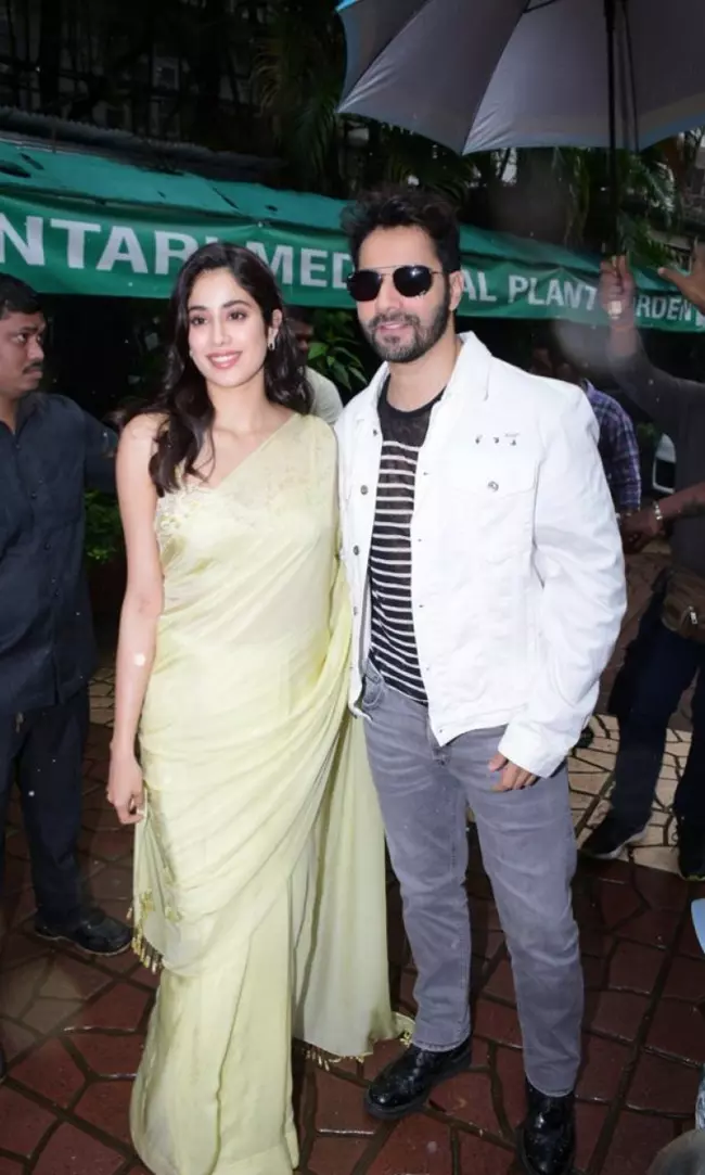 Bawaal Pair Varun and Janhvi At National College