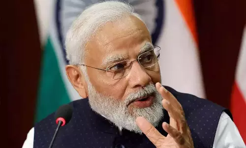 మోడీ మీద అవిశ్వాసం : వైసీపీ టీడీపీ సంగతేంటి...?