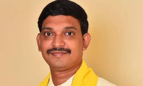 హీటెక్కిన పెడ‌న పొలిటిక‌ల్ పోరు.. టీడీపీ కీల‌క నేత అరెస్టు