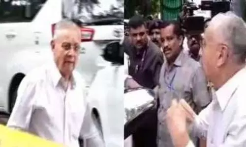 కారు పార్కింగ్  కోసం.. సీఎం కు షాకిచ్చిన సీనియర్  సిటిజన్!