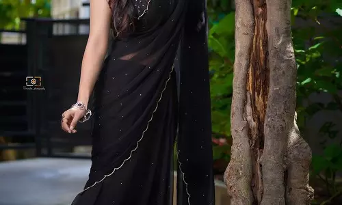 Gorgeous Looks Of Vaishnavi Chaitanya In Black Saree