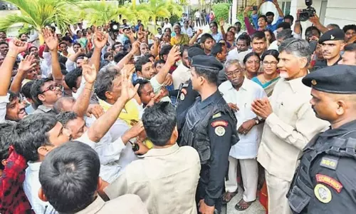 చంద్రబాబు, లోకేష్ ల భద్రతపై నివేదిక కోరిన కేంద్రం