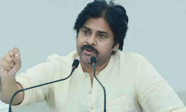 ఫస్ట్ టైం టీడీపీ మీద పవన్ విమర్శలు