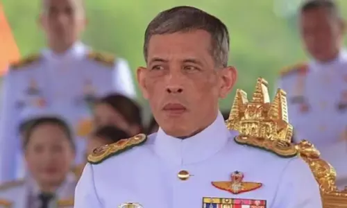 ప్రపంచంలో అత్యంత సంపద కలిగిన కింగ్‌... షాకింగ్ గా ఆస్తులు!