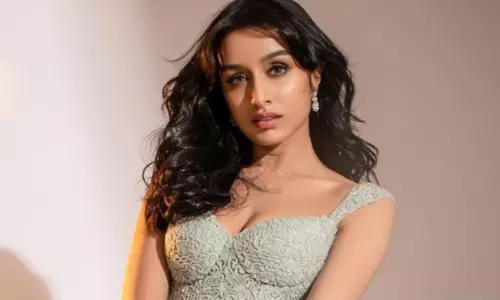 ఆ ఇద్ద‌రి బ‌యోపిక్స్ కోసం శ్ర‌ద్దాక‌పూర్!