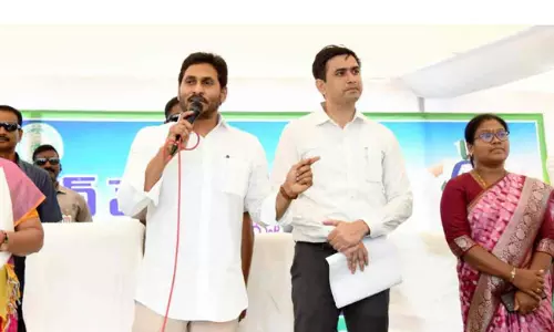 పోలవరం ఎందుకు పూర్తి కాలేదంటే...జగన్ వెర్షన్ ఇదే...!