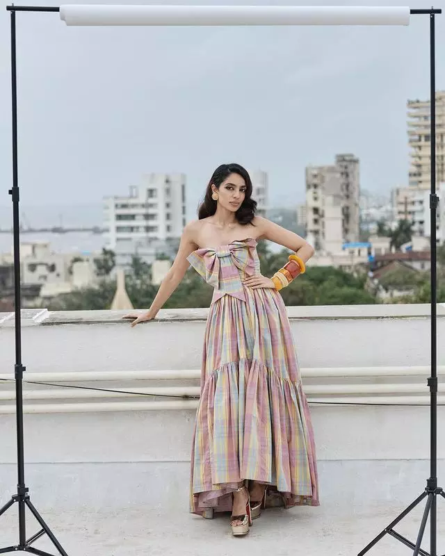 Sobhita Dhulipala Exudes Classy Vibe