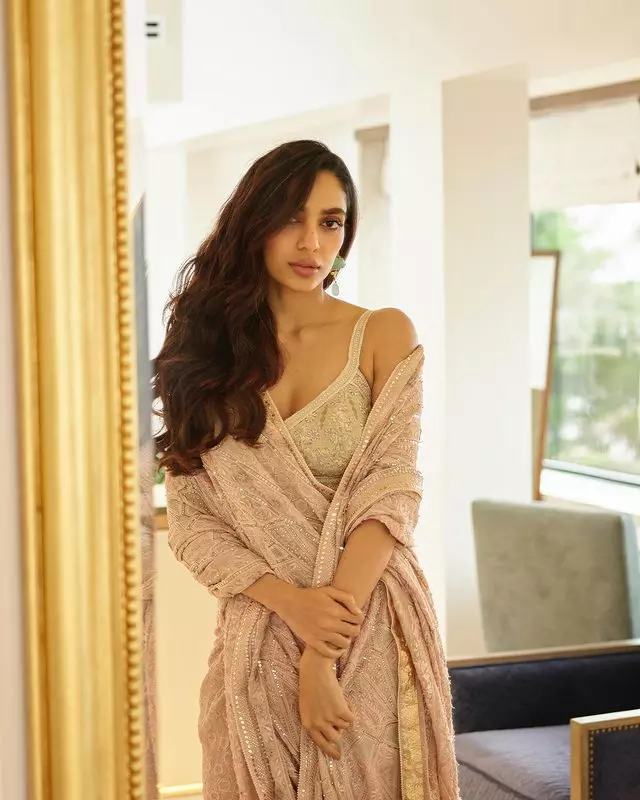 Sobhita Dhulipala Exudes Classy Vibe
