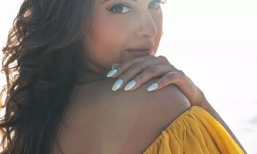 Sonakshi Sinha gorgeous Looks