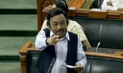 బేవ‌కూఫ్‌.. బైఠో!  పార్ల‌మెంటులో శివ‌సేన ఎంపీపై మంత్రి బూతులు