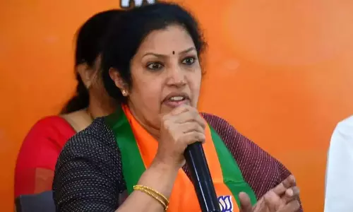 గ్రామీణ ఓటు బ్యాంకుపై చిన్నమ్మ కన్నేశారా?! గ్రామీణ ఓటు బ్యాంకుపై చిన్నమ్మ కన్నేశారా?!