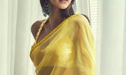 Ananya Panday Latest Saree Clicks