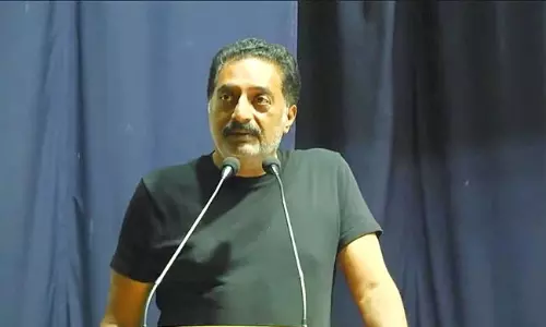 మౌనంగా ఉంటే ఈ దేశ గాయాలు మాన‌తాయా?:  మోడీపై ప్ర‌కాశ్ రాజ్ ఫైర్‌