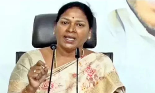 ముందు నీ భార్యలకు న్యాయం చేయి పవన్: పోతుల సునీత