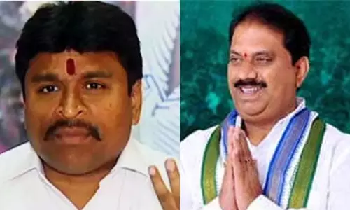 విజయవాడ ఎమ్మెల్యేలు హోల్డ్లో పడ్డారే.. రీజనేంటి..? విజయవాడ ఎమ్మెల్యేలు హోల్డ్లో పడ్డారే.. రీజనేంటి..?