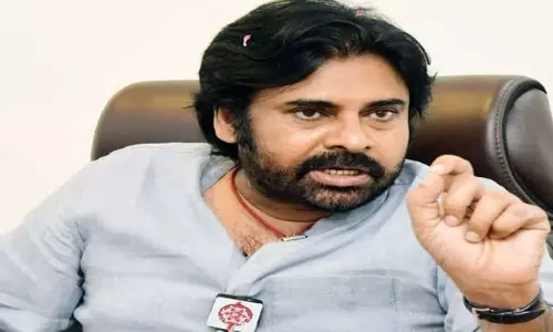 పవన్ ను లైట్ తీసుకుంటున్నారా...?