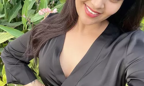Stellar Looking Sreemukhi In Black Dress