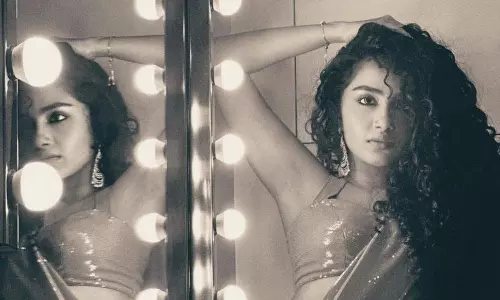 అనుపమ.. చీరలో స్టన్ అయ్యేలా..