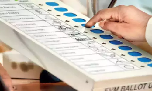 మూడు పార్టీల్లోను ఒకటే గోలా ?