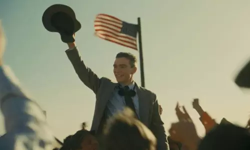 ఇలాంటి సినిమా భార‌త‌దేశంలో 100కోట్లు న‌మ్మ‌శ‌క్యం కానిది