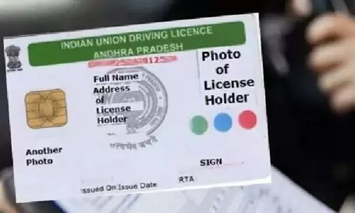 కొత్త అడుగు: ఏపీలో డ్రైవింగ్ లైసెన్సు కార్డుకు చెల్లుచీటి