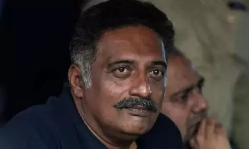 సింగం నటుడి వ్యంగ్యం ట్వీట్... ప్రకాశ్ రాజ్ పై కేసు నమోదు!