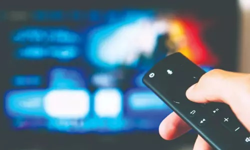 ఓటీటీలో అడల్ట్ కంటెంట్.. అడ్డుకట్ట వేయడం ఎలా..?