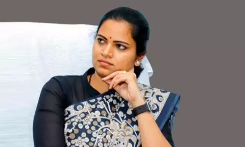 మహిళా మంత్రికి ఈసారి టికెట్ కష్టమేనటగా...?