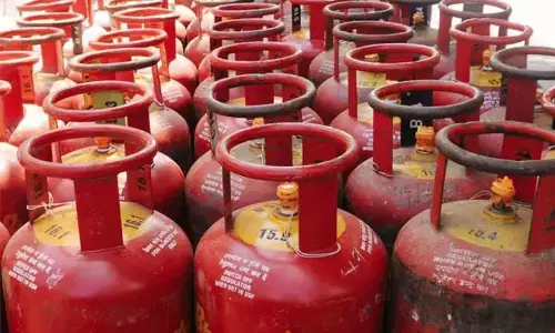 బీజేపీపై ఎన్నికల బండ.. దెబ్బకు 200 తగ్గించారు