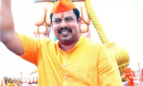 సెక్యులర్  వద్దు - హిందుత్వమే ముద్దు.. రాజాసింగ్  కీలక వ్యాఖ్యలు!