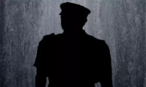 బయటకు వచ్చిన కేడీ ఎస్సై భాగోతం మామూలుగా లేదుగా?