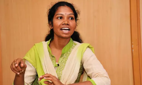 ఎన్నికల బరిలో గుమ్మడి నర్సయ్య కుమార్తె.. ఏ పార్టీ నుంచి అంటే?