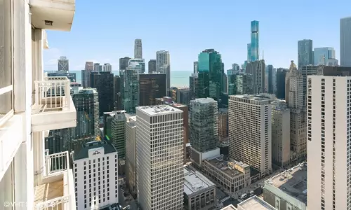 దేశంలోని నగరాల్లో ఇళ్ల ధరలు పైపైకి.. హైదరాబాద్ పరిస్థితేంటి?