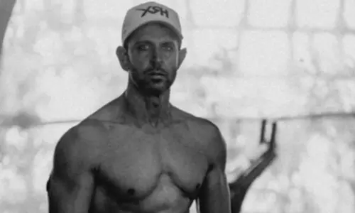 ప్యాక్ లుక్: అందుకే అత‌డు ఎప్ప‌టికీ ఏకైక‌ గ్రీక్ గాడ్