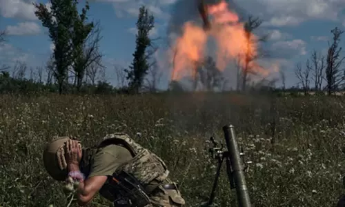 తీర నగరంపై 25 డ్రోన్లతో దాడి.. రష్యాకు ఎందుకంత పట్టు అంటే..?