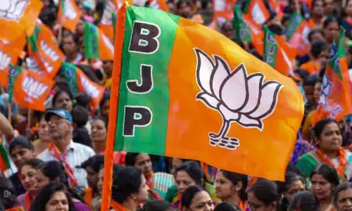 బీజేపీ చేతిలో మహిళా బిల్లు....?