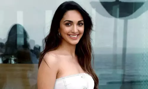 అడిగినంత ఇస్తానన్నా అమ్మడు కాదంటోందట..!